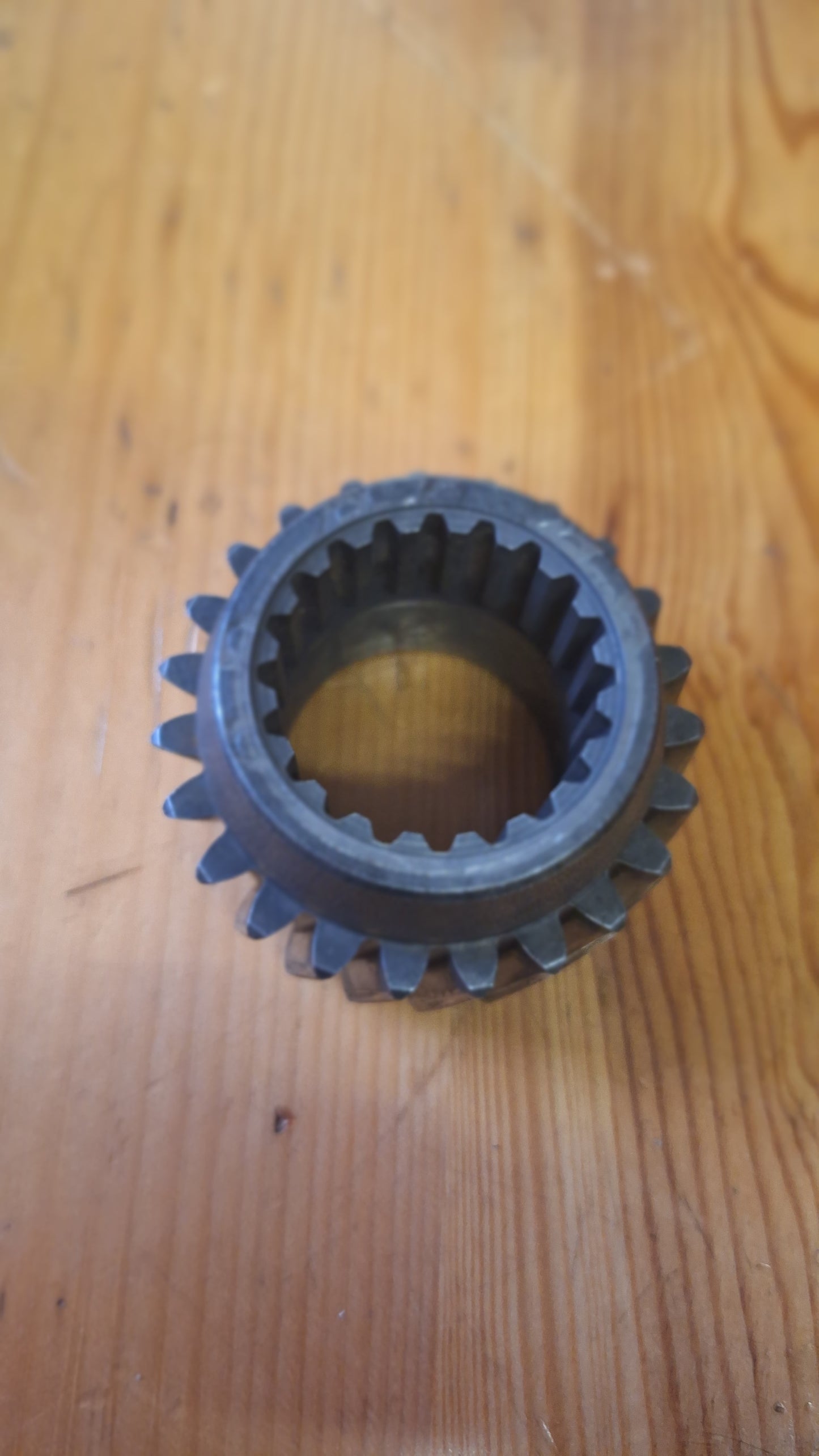 Stirnrad L Z= 23 gebraucht 135700220024