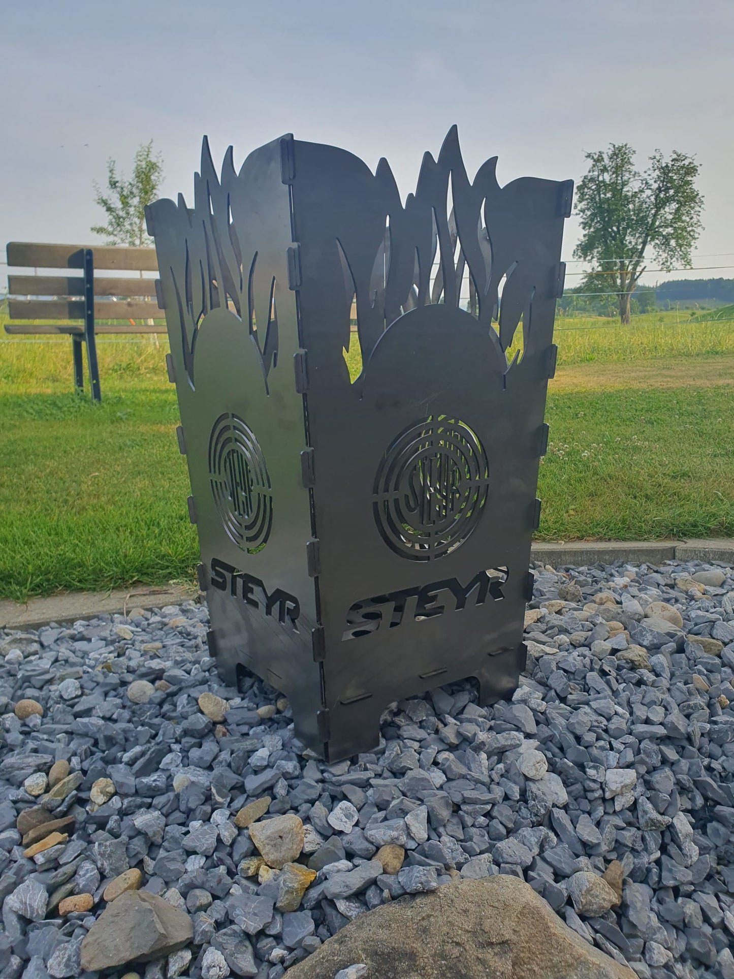 Steyr Feuerkorb / Grill