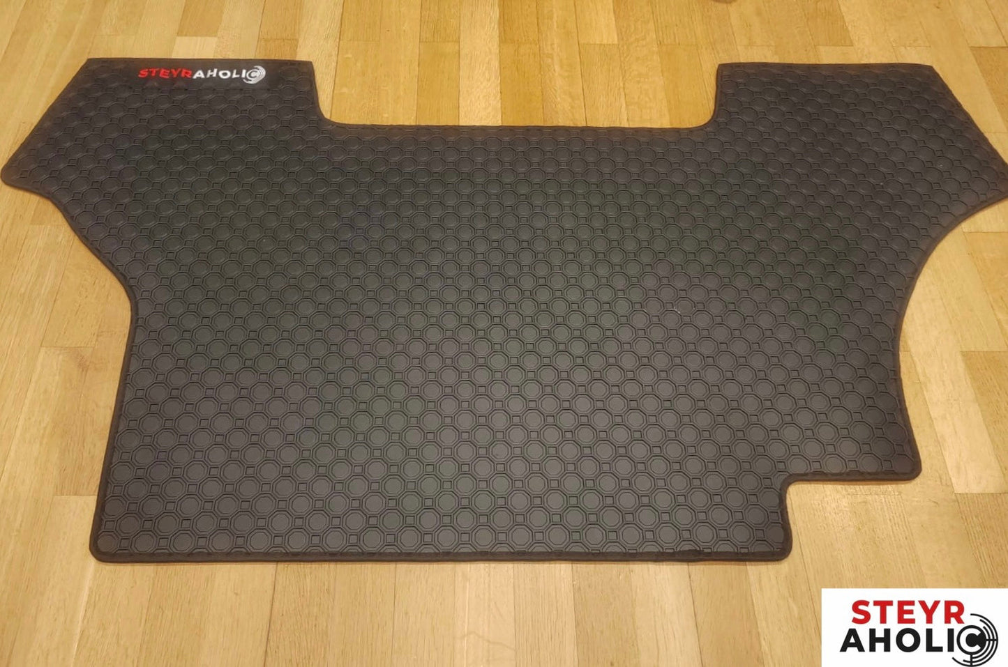 Hochwertige Gummimatte passend zu Steyr CVT Tier 3