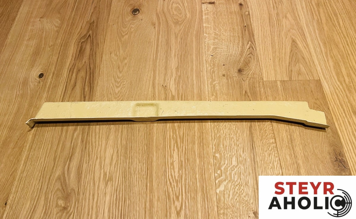 Steyr Innenverkleidung - Frontsäulenverkleidung (A-Säule rechts oben)