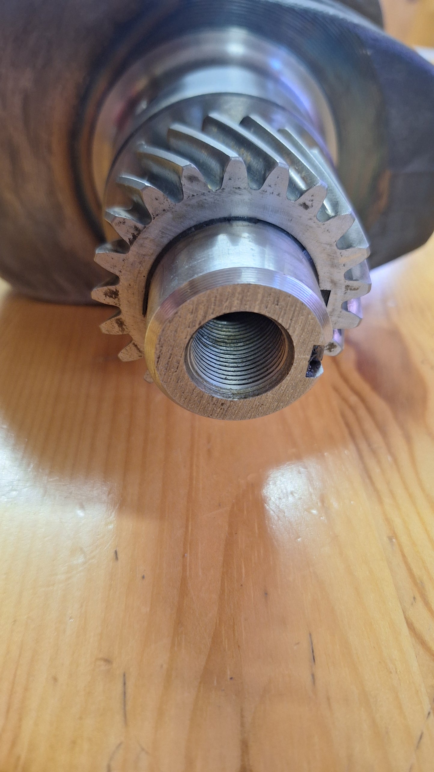 Kurbelwelle passend zu Steyr WD 408 gebraucht 140800020017