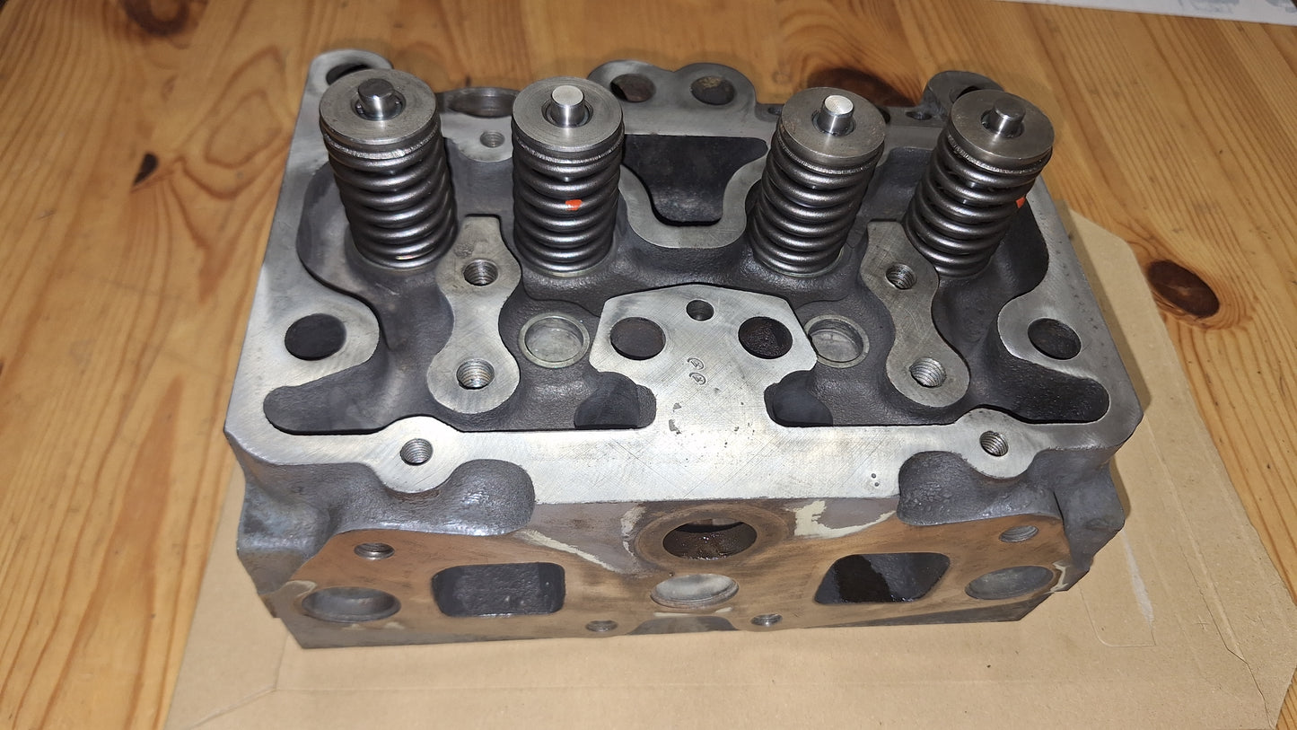 Zylinderkopf revidiert Steyr PLUS 650 658 760 768 / 8070 – 8120 41100040003