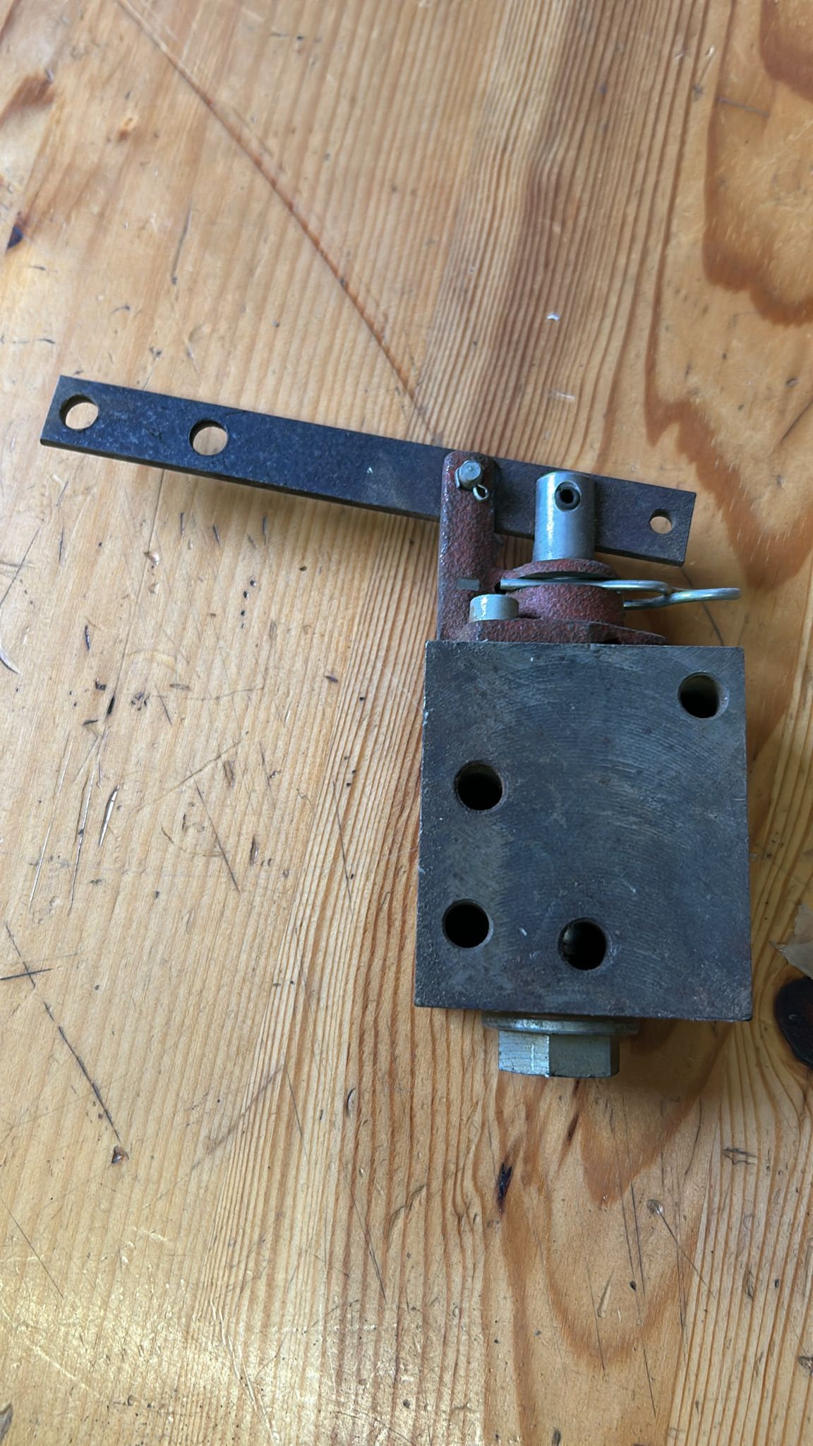 Original Hydrauikventil neu 37700750008