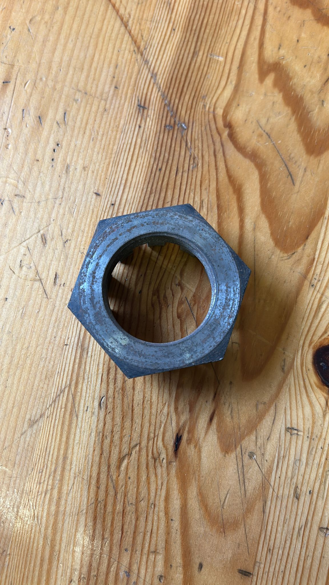 Original Kronenmutter M46x1.5 37700329117