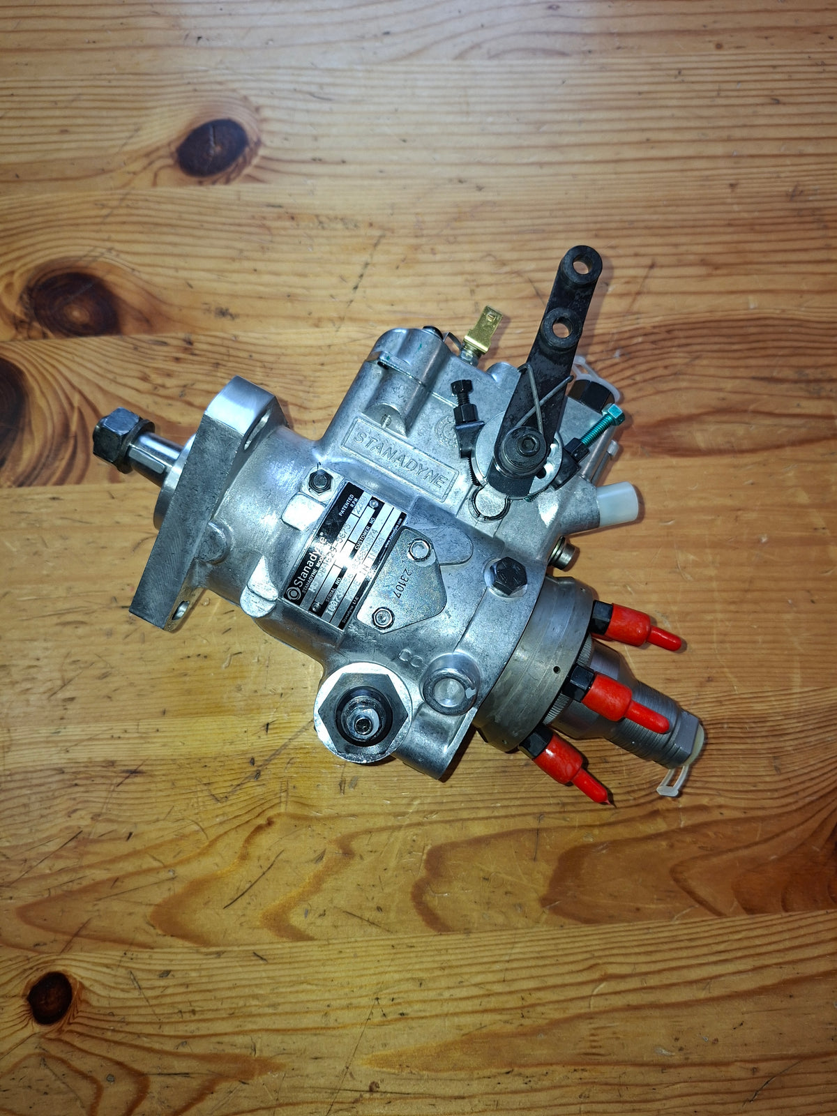 6 Zyl. Verteilereinspritzpumpe Stanadyne 16209408070